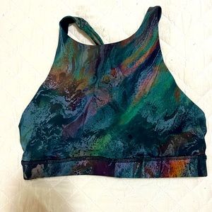 Lululemon Energy Sports Bra size 6 like new